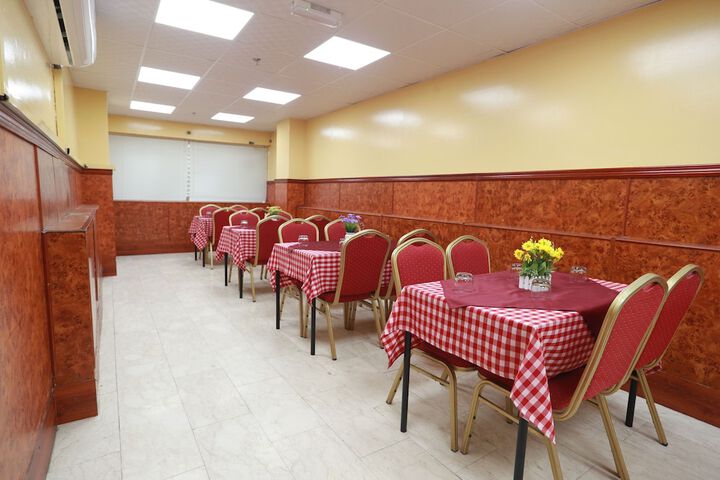 Dining 50 of 60