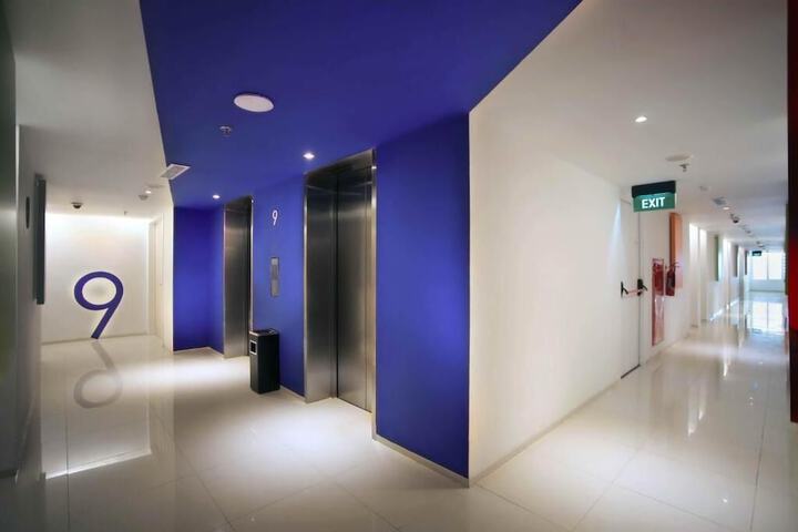 Ballroom/Hall 63 of 71