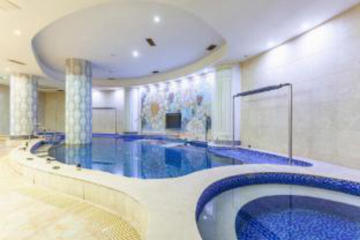 Spa 4 of 23