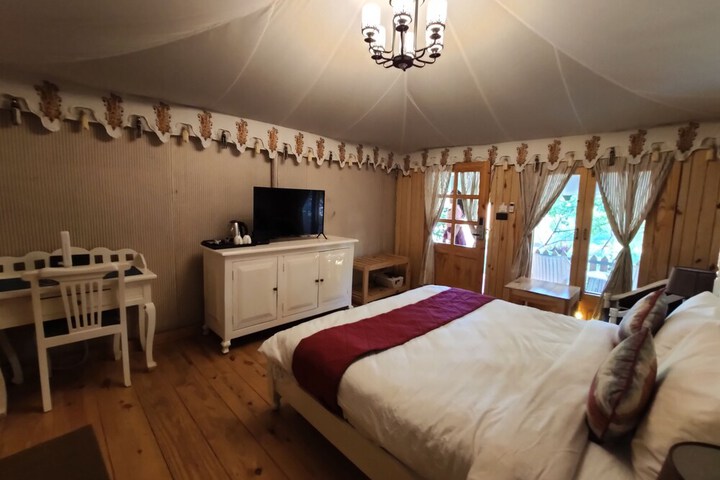 Room 7 of 37