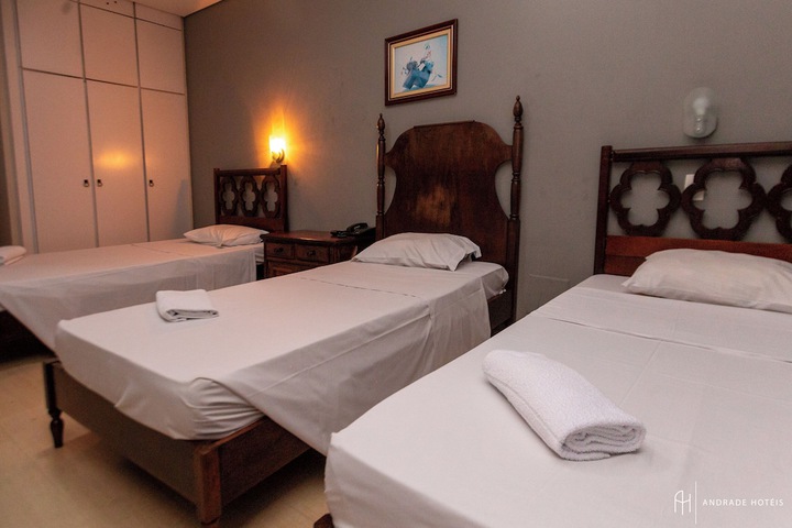 Room 4 of 20