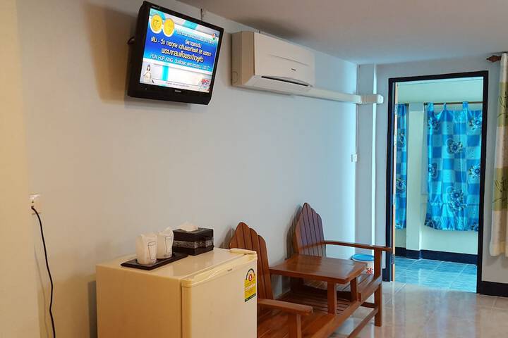 Room 10 of 23