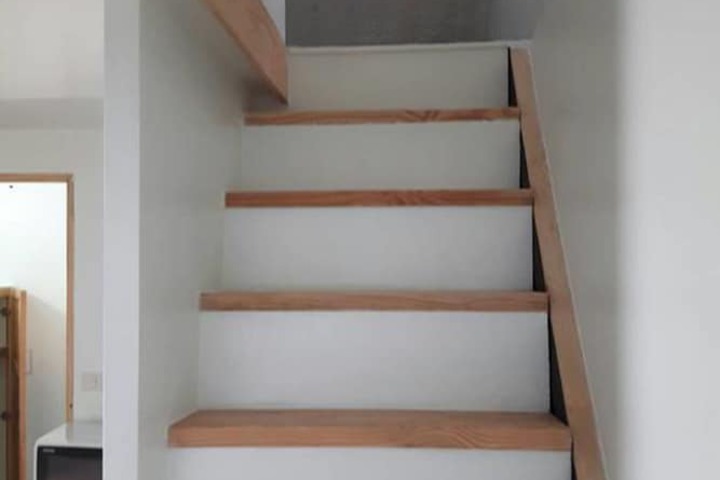 Room 6 of 15
