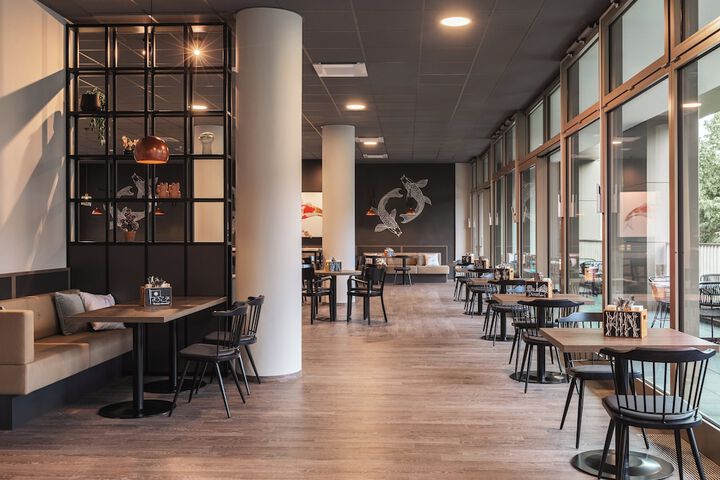 Holiday Inn - the niu Tab Dusseldorf Main Station by IHG in Düsseldorf