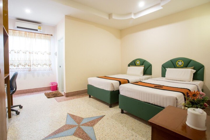 Room 9 of 52