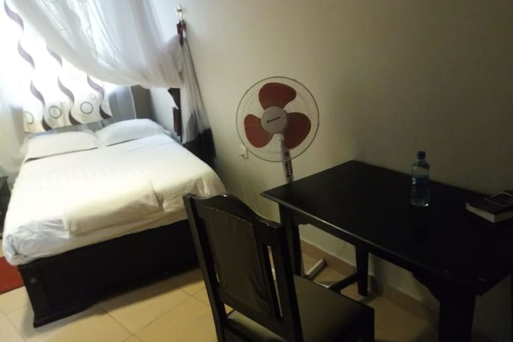 Room 8 of 24