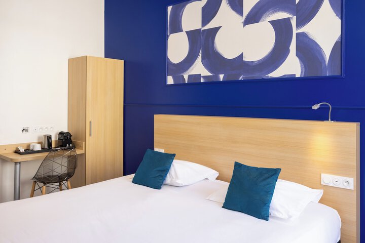 Room 40 of 93