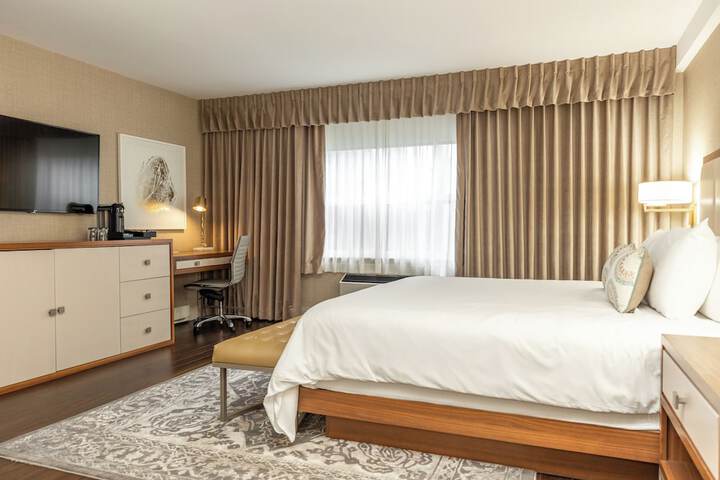 Room 29 of 65