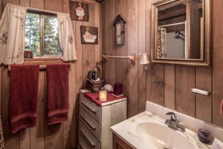 Room 4 of 29