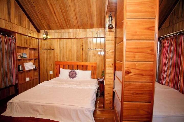 Room 13 of 40