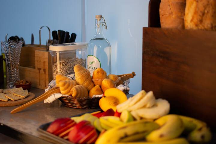 Breakfast/Coffee Service 44 of 66