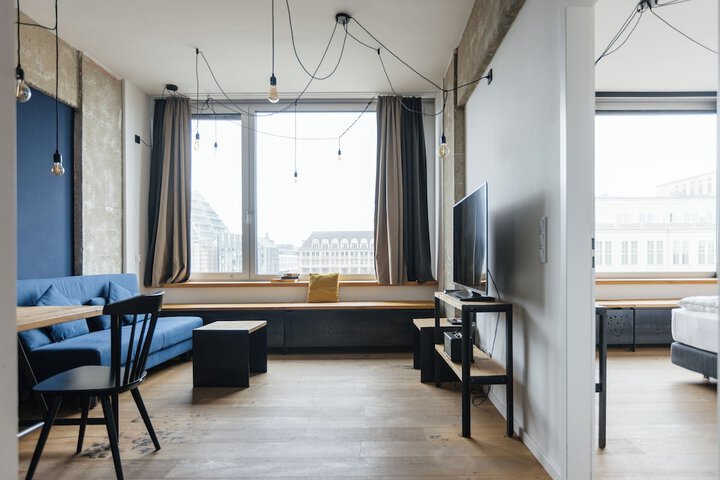 Room 30 of 52