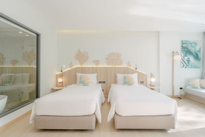 Room 10 of 95