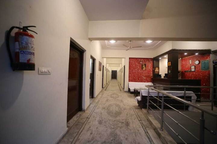Room 19 of 35
