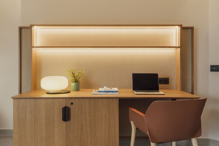 Room 16 of 94