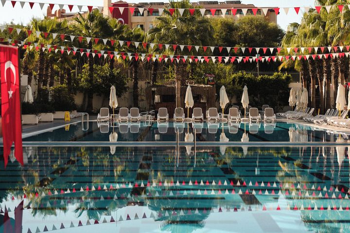 Pool 19 of 72