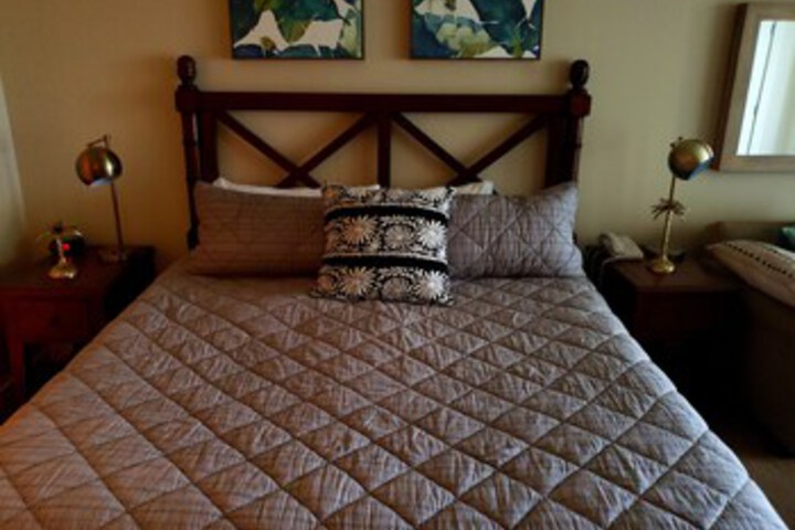 Room 13 of 21