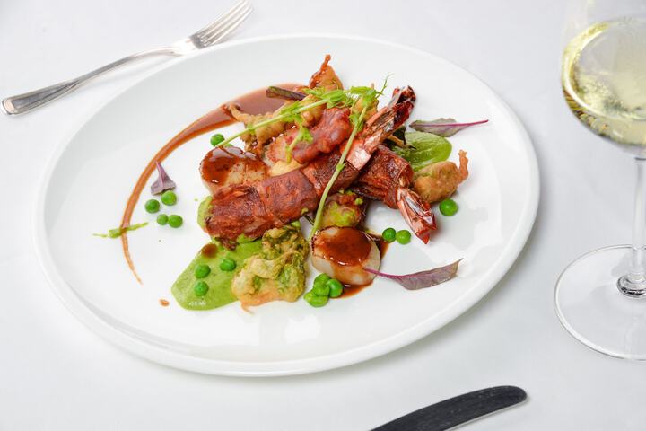 Dining 53 of 72