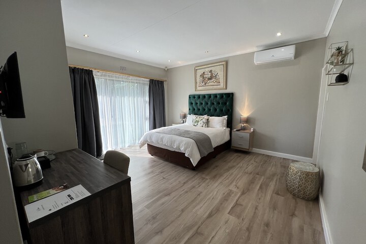 Room 25 of 69