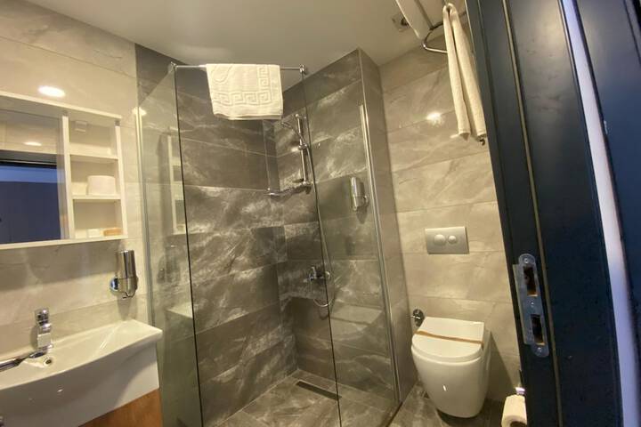 Clean Restrooms