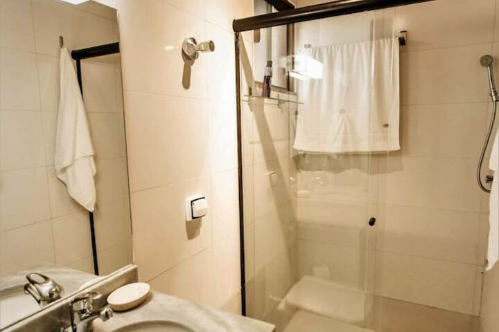 Room 307 of 356