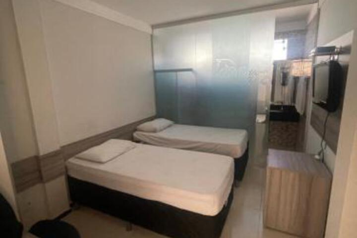 Mustang Hotel