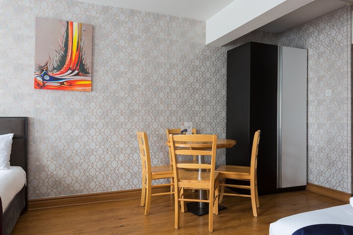 Room 50 of 113