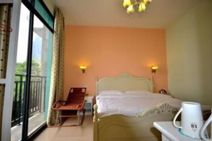 Room 21 of 31