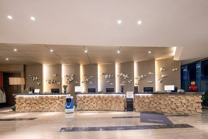 Hotel Interior 5 of 99