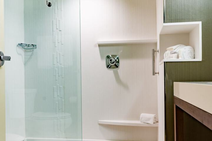 Bathroom shower