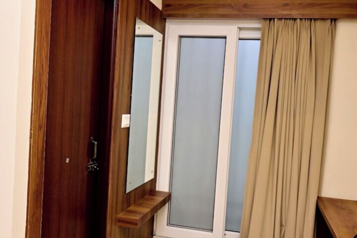 Room 34 of 78
