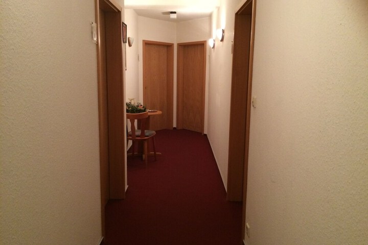 Ballroom/Hall 25 of 31