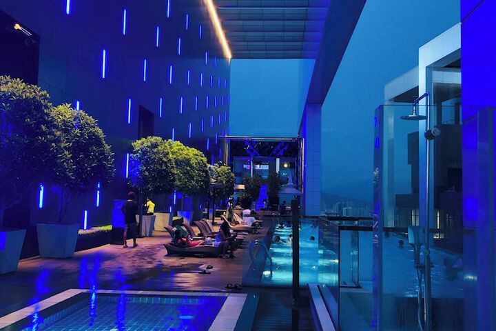 Pool 75 of 113