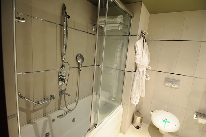 Bath Photo