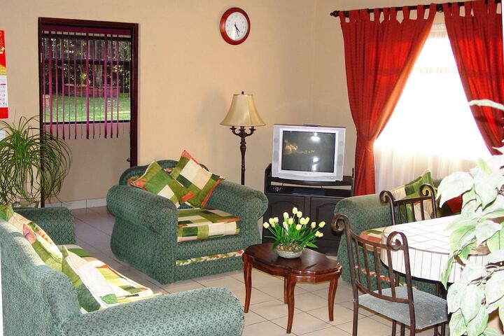 Room 14 of 38
