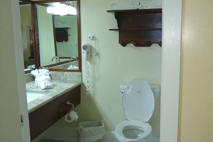 Room 69 of 98