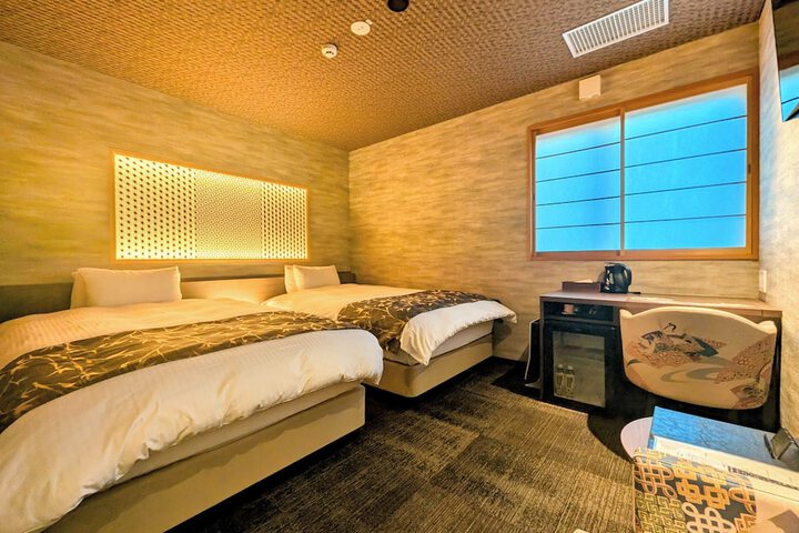 Room 82 of 138