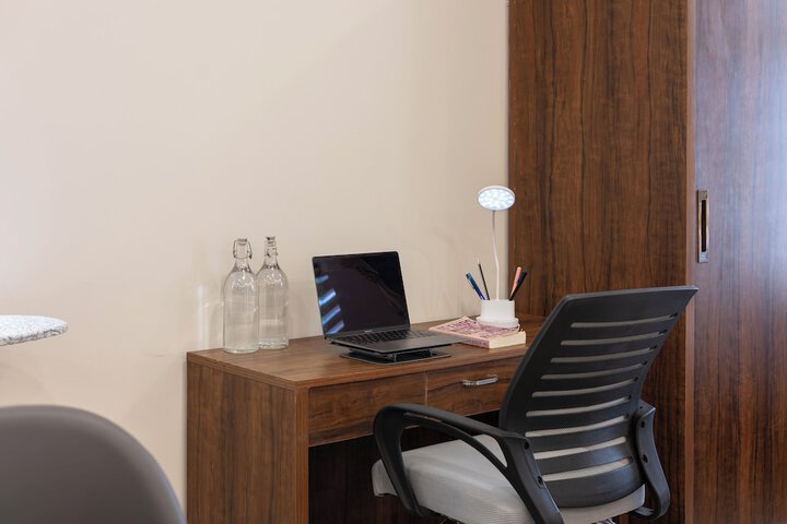 Room 15 of 42