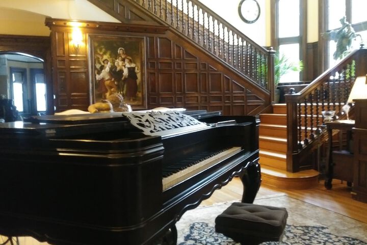 Hotel Interior 4 of 37
