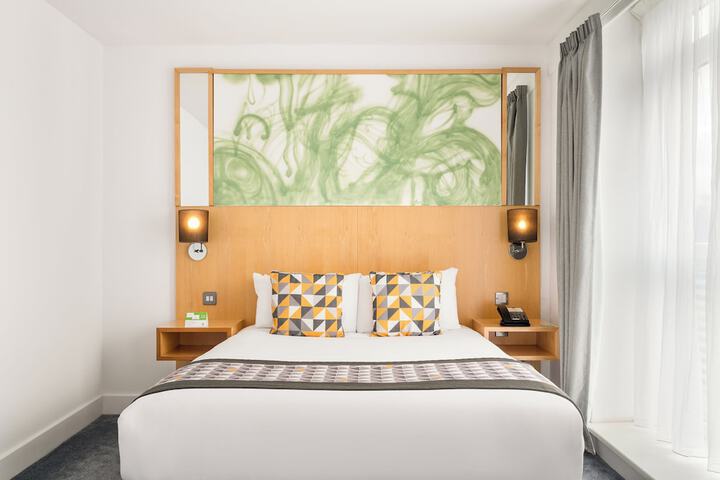 Room 57 of 130