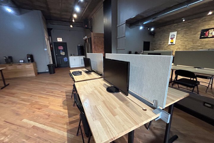 Business Center 105 of 111