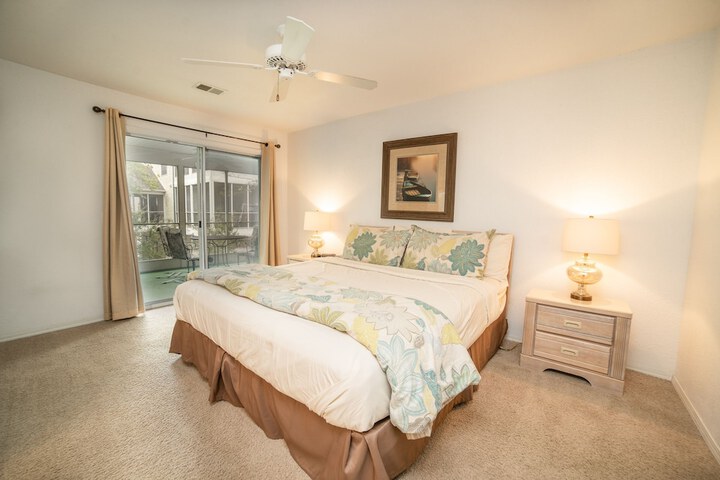 Room 21 of 167