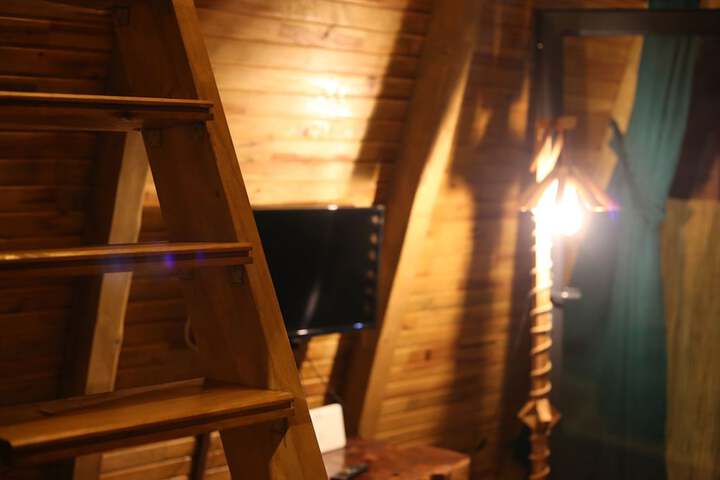 Room 3 of 11