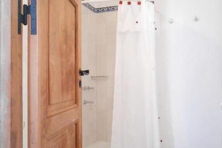 Room 11 of 26