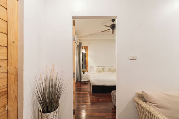Room 14 of 64