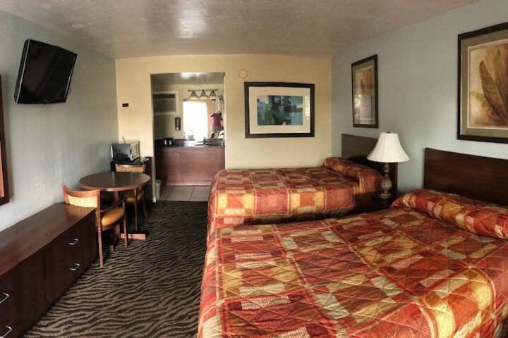 Room 2 of 30