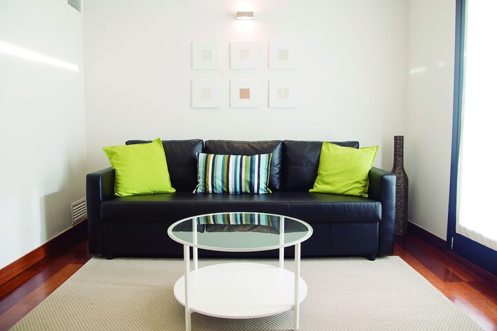 Room 10 of 75
