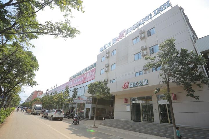 Hotel 2 of 6