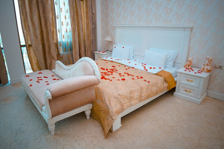 Room 18 of 45