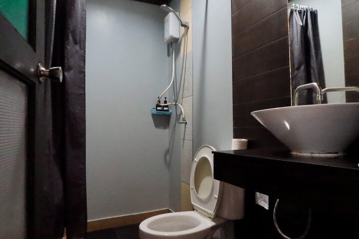 Room 25 of 48